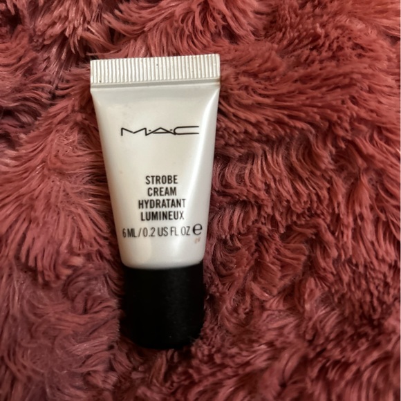 NEW MAC 0.2 oz strobe cream liquid dewy shimmery highlighter trendy makeup - Picture 1 of 3